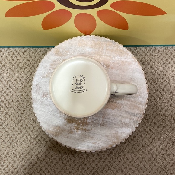 Eli + Ana DAPPER EASTER ANIMAL Mug - Picture 4 of 6